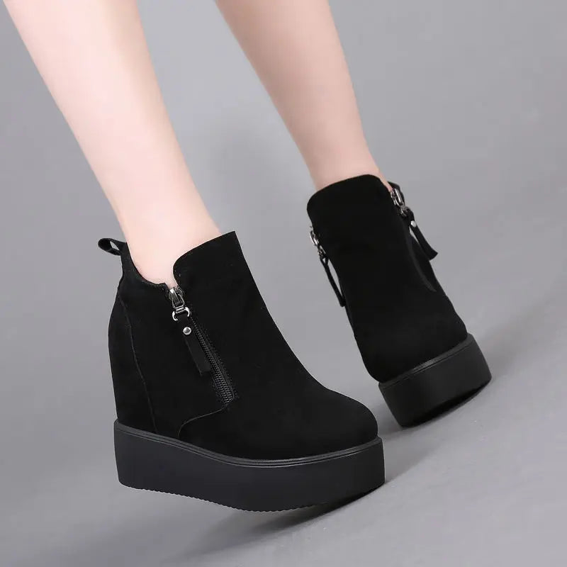 Platform Wedge Hidden Heel Women Ankle Boots Flock Leather Warm Female Wedge Shoes Zipper Winter Shoes Sneakers