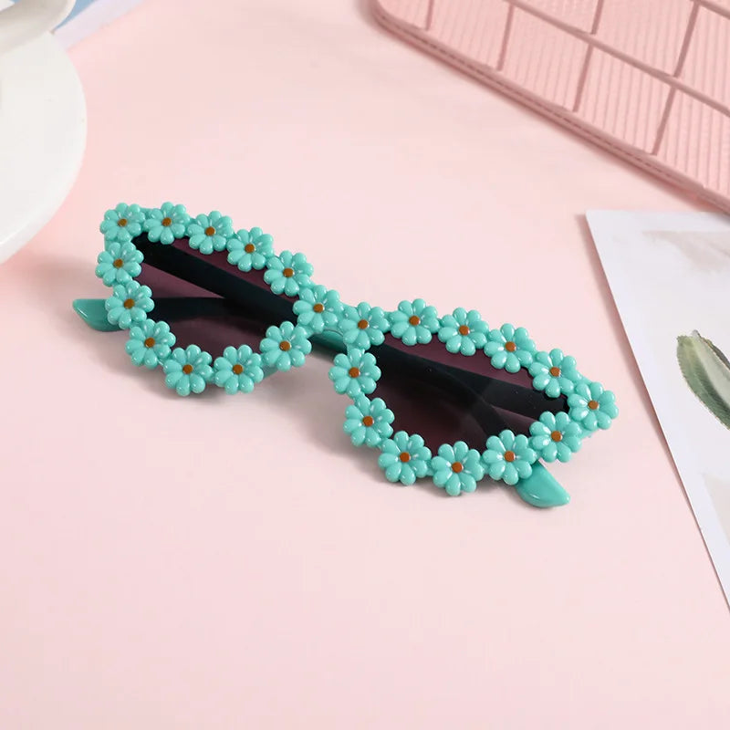 Cute Kids Sunglasses Colors Daisy Cat Eyes Sunglasses Decorative Sunglasses Trendy Children's Sunglasses-Dollar Bargains Online Shopping Australia