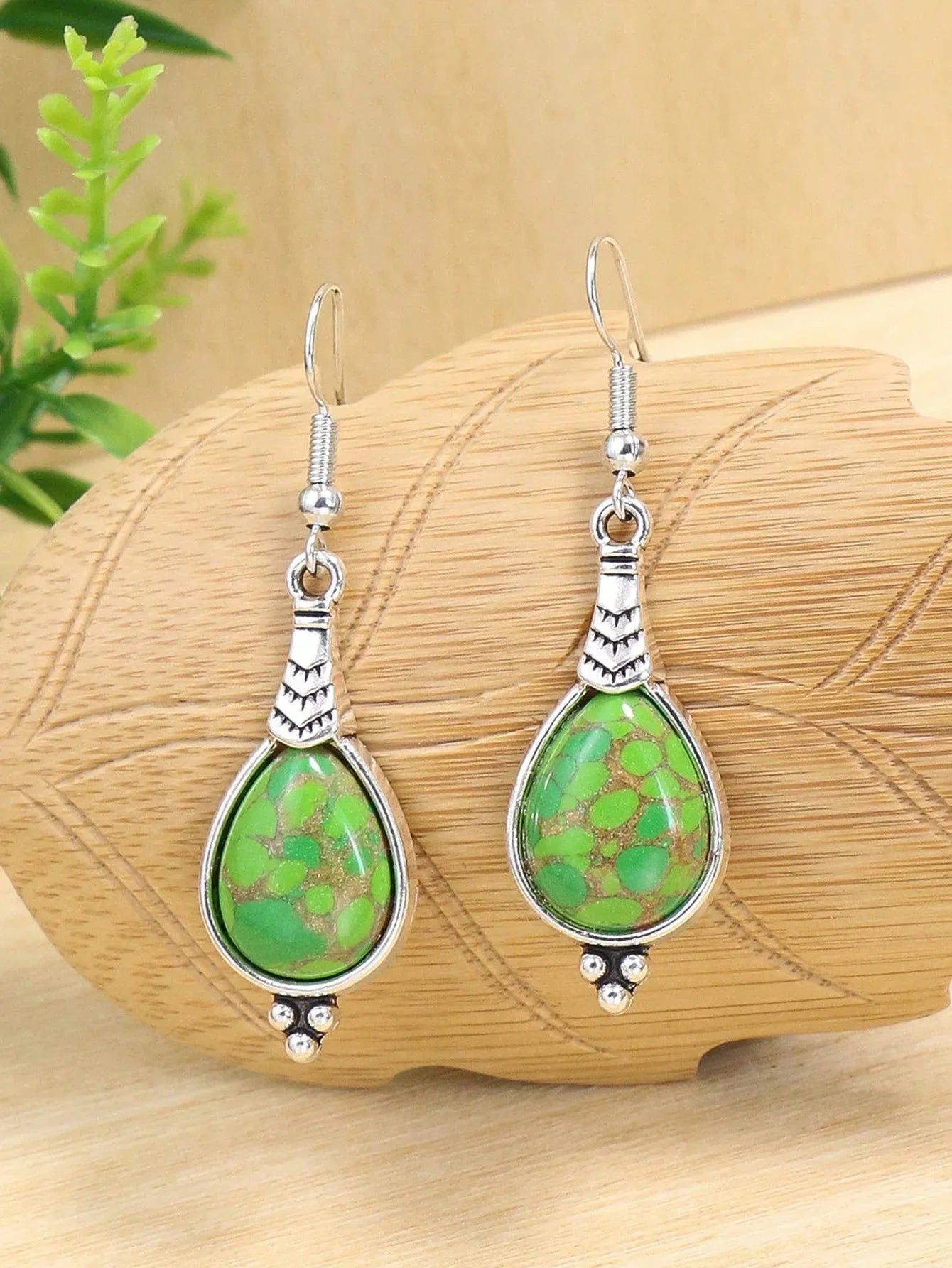 Bohemian Holiday Style Jewelry Set Women's Water Droplet Stone Inlaid Classic Simple Earrings Short Necklace-Dollar Bargains Online Shopping Australia