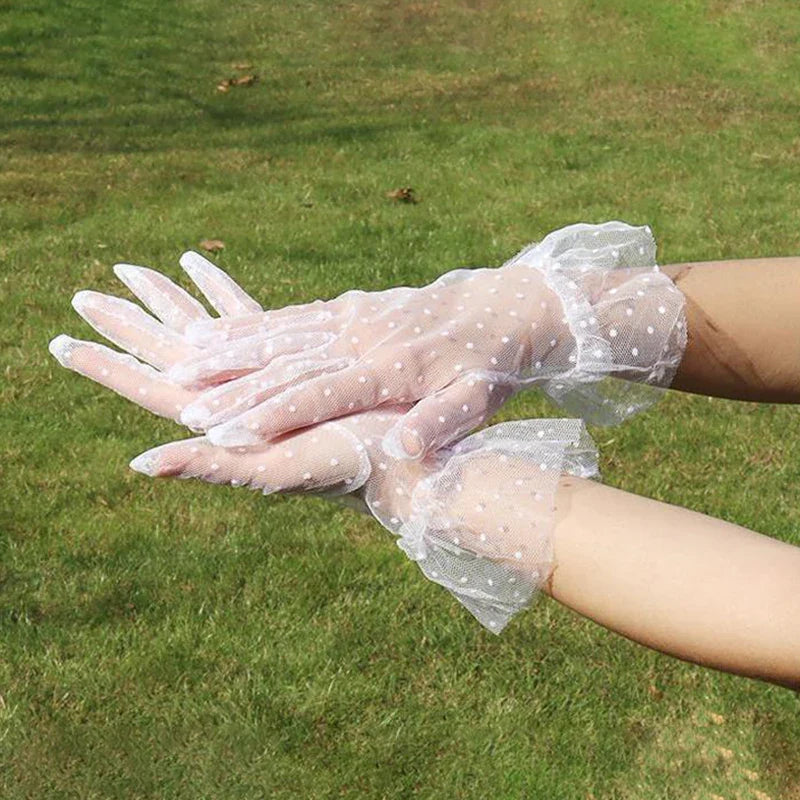 Elegant Wedding Bridal Gloves Soft Tulle Dots Ruffle Short Lace Gloves Bridesmaid Gloves Party Mittens Wedding Accessories-Dollar Bargains Online Shopping Australia