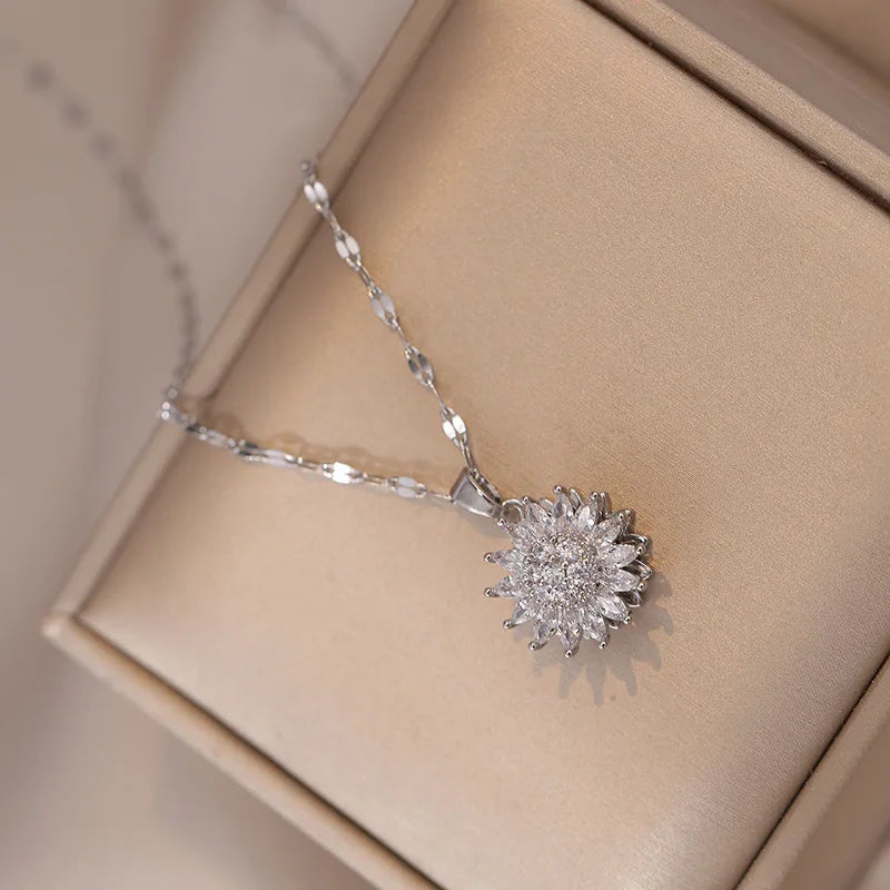 Women's Necklace Rotatable Zircon Sunflower Sunflower Creative Pendant Necklace-Dollar Bargains Online Shopping Australia