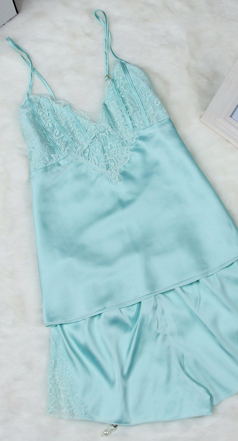 Women Pajamas Set Nightsuit Lace Silk Spaghetti Straps Bathrobe Women Sleepwear Shorts Lingerie