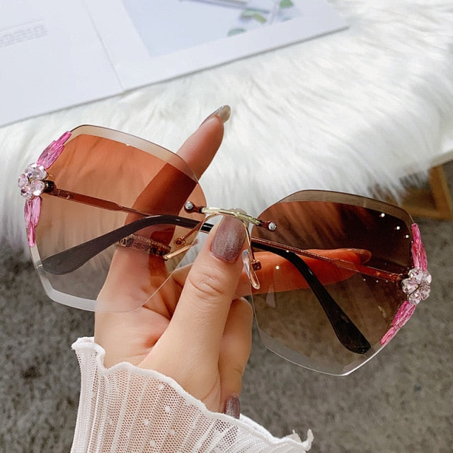 2021 Fashion Cat Eye Sunglasses Women Brand Designer Retro Square Blue  Purple Eyewear Female Nails Sun Glasses Shades UV400 Men